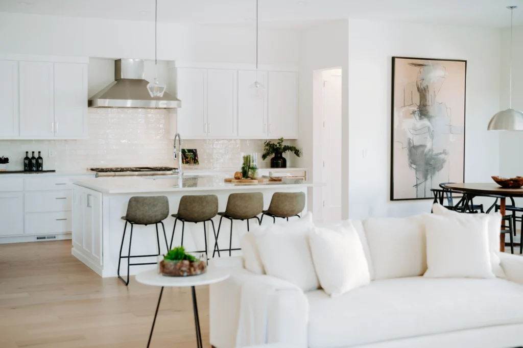 Tjh Co 1410s Monroe 2 Kitchen@2x