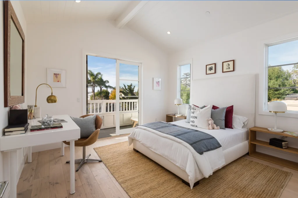 Tjh Sc 1123 Berkeley 9 Bedroom@2x