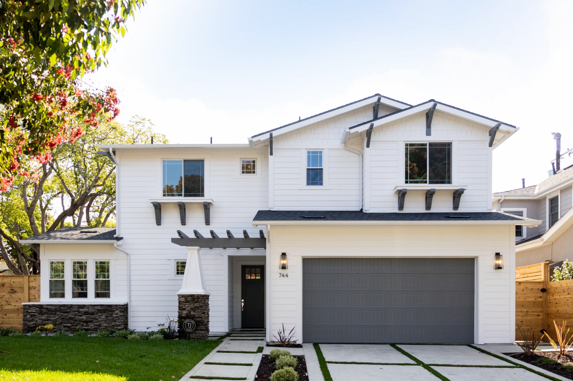 Tjh Hero House Exterior@2x