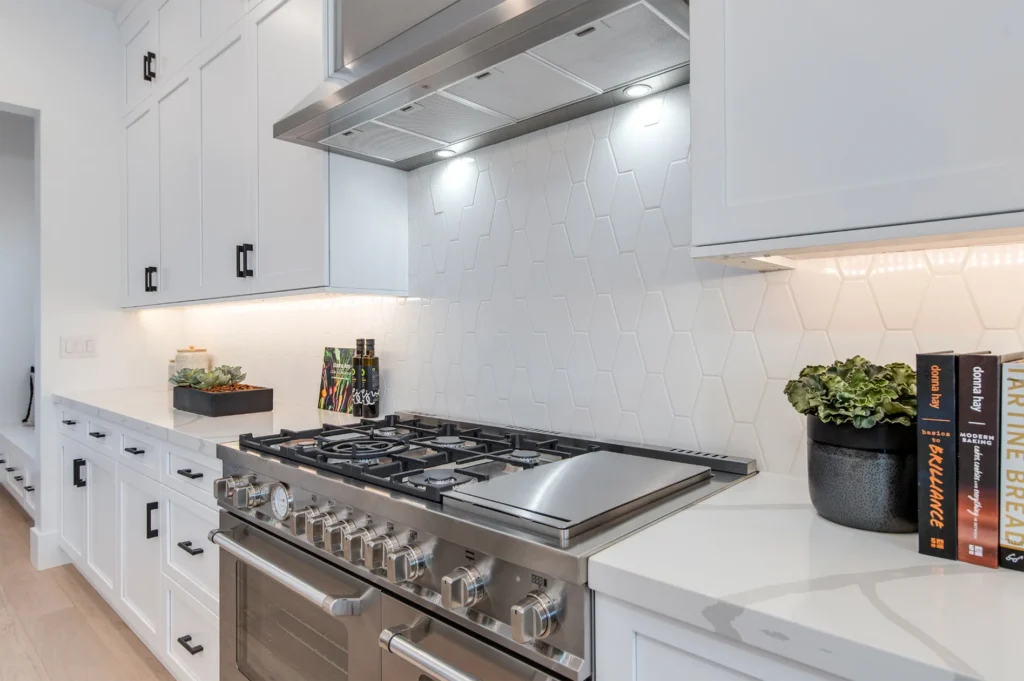 Arcadia Lite Modern Home kitchen range, marble counters