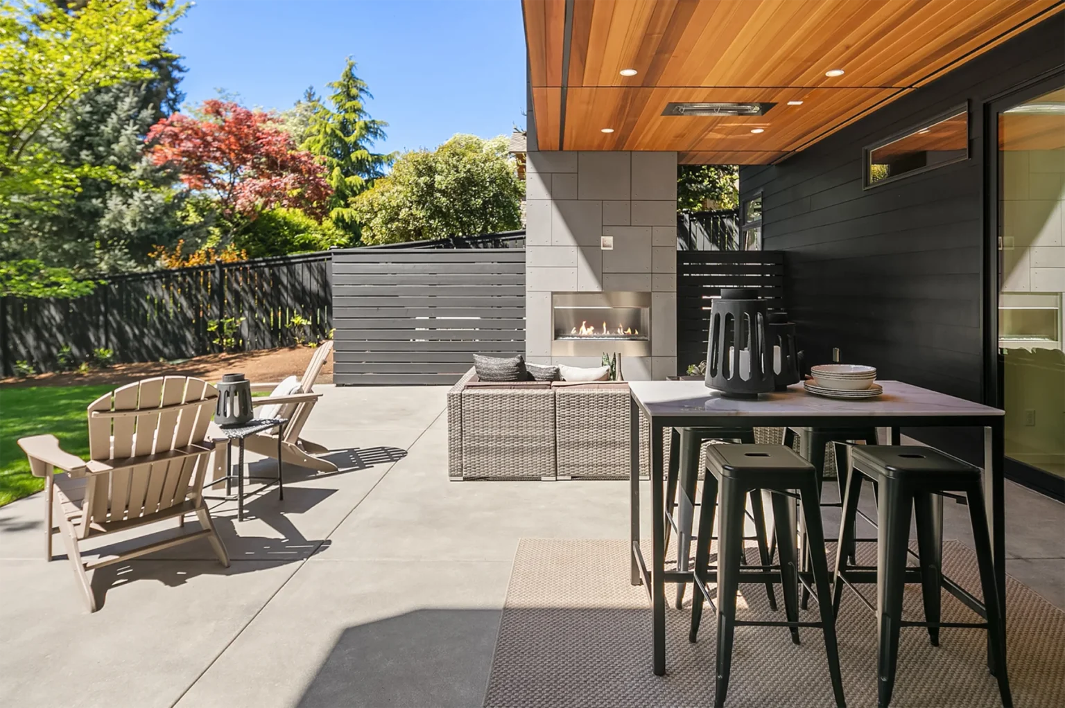 Bellevue Modern Style back yard patio with fireplace