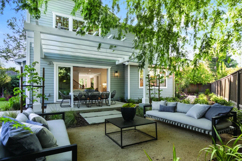 Menlo Park Traditional Home outdoor couches