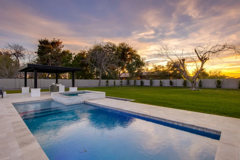 Gallery photo 11 of 12