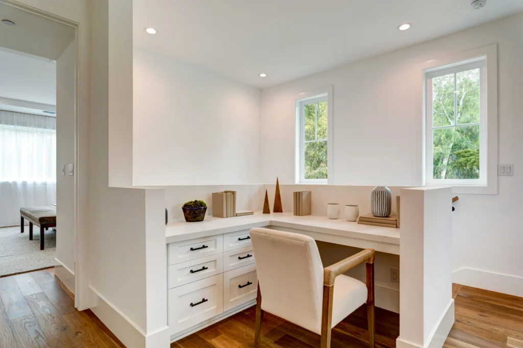 Brentwood Modern Farmhouse flex space desk