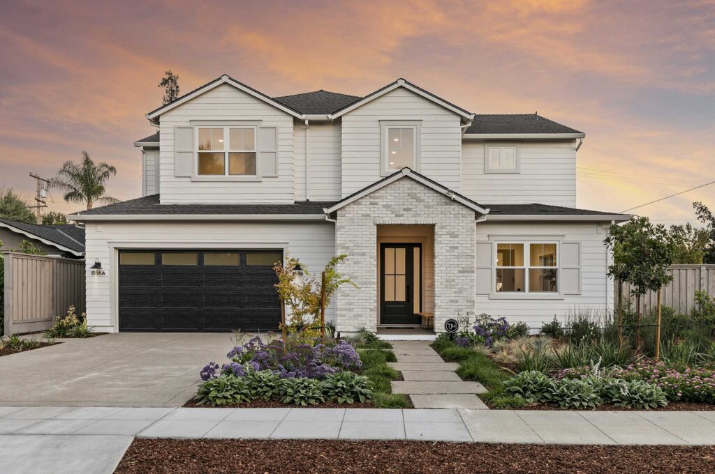 Gallery photo 5 of 5