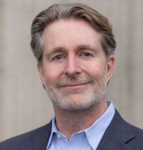 Len Devanna Headshot