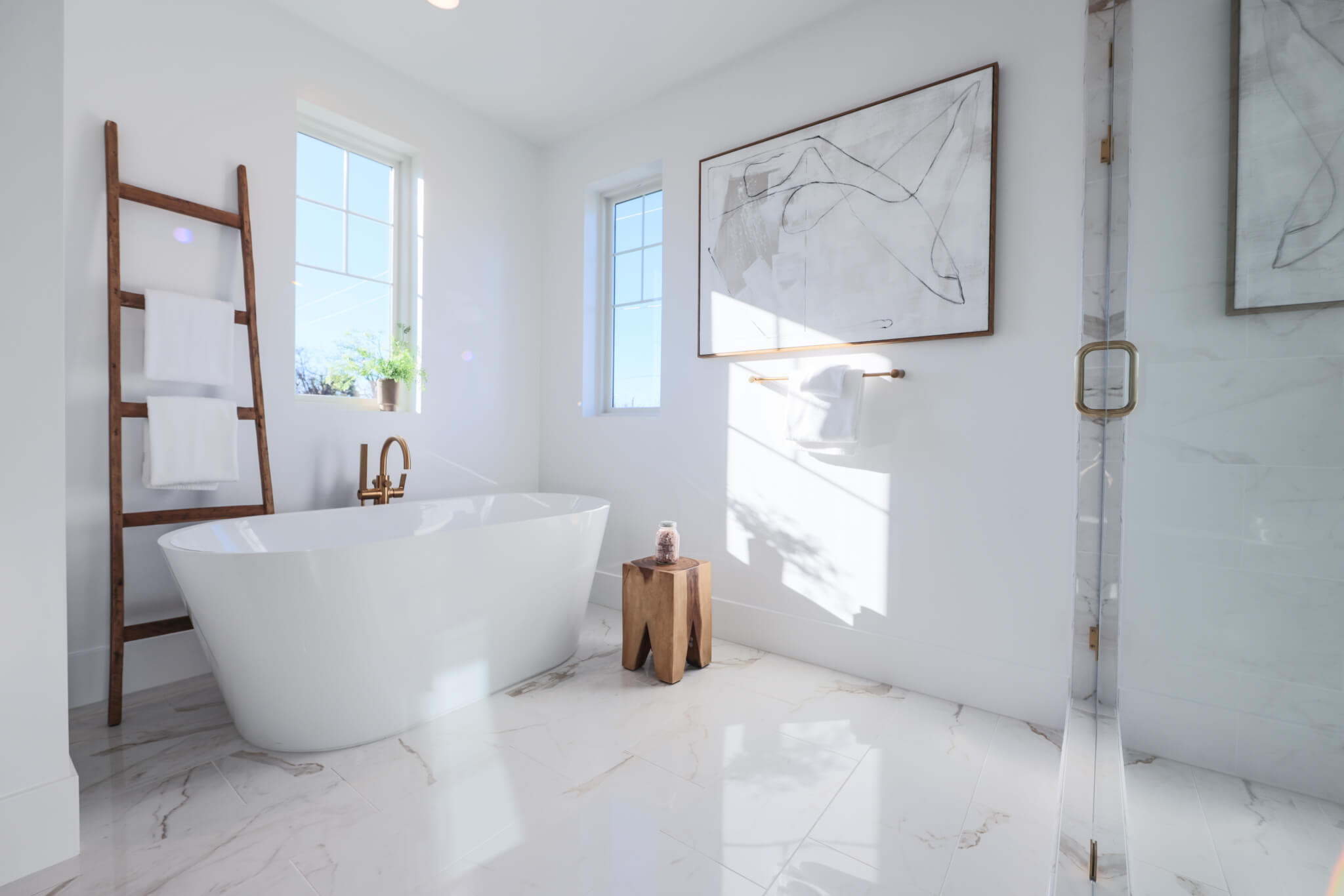 Gallery photo 11 of 12