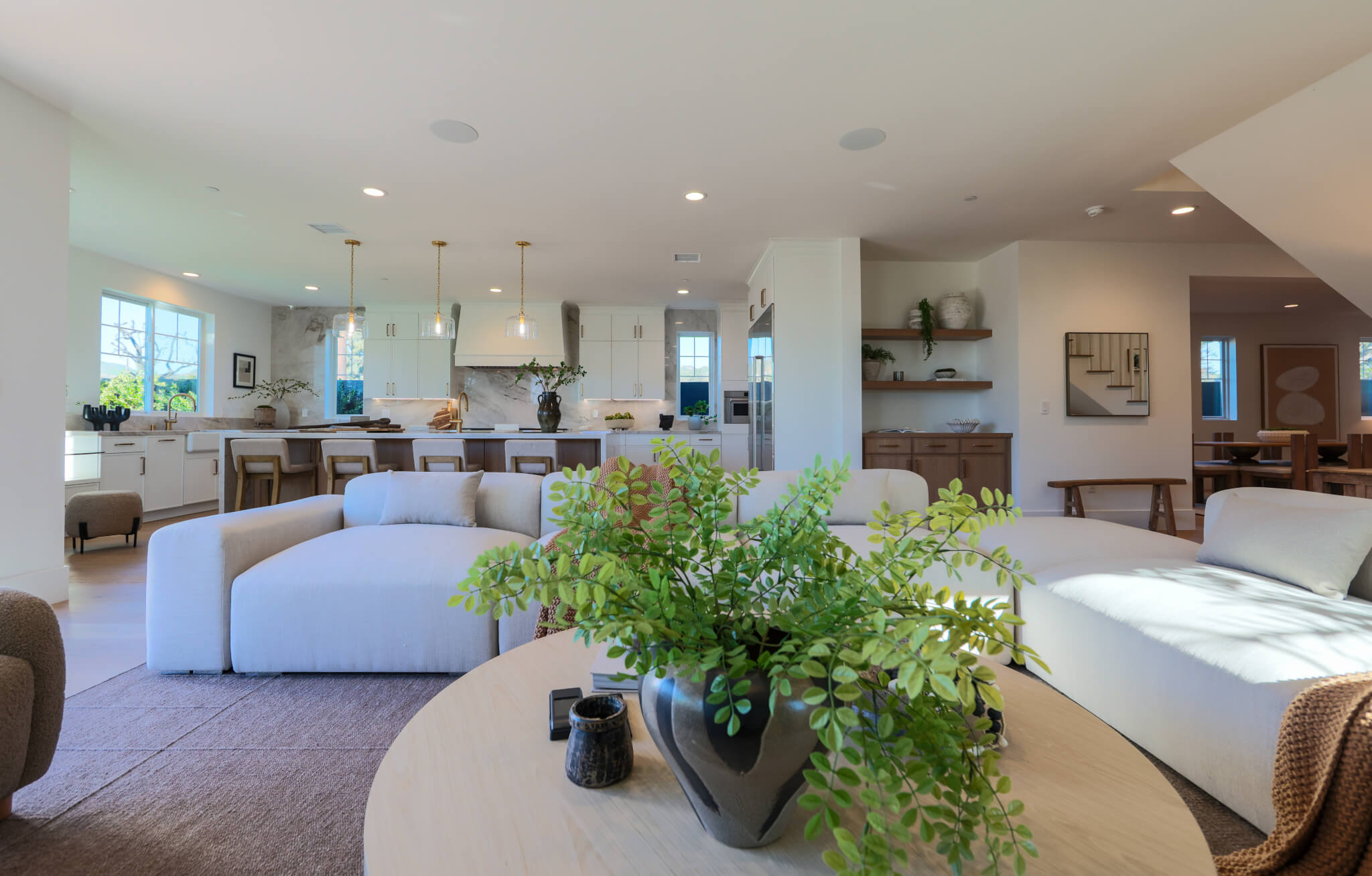 Gallery photo 7 of 12