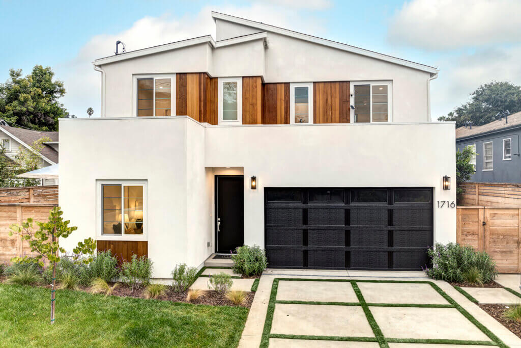 Gallery photo 4 of 5